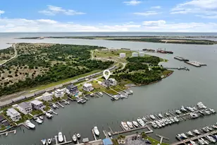 216 Radio Island Rd, Morehead City, NC 28557 - Photo 3