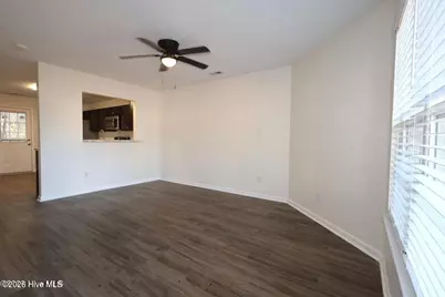892 W Pueblo Drive, Jacksonville, NC 28546 - Photo 3