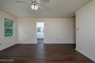 1309 Pelican Dr, New Bern, NC 28560 - Photo 29