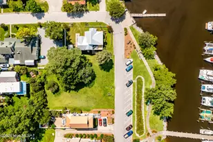 516 S Water St, Oriental, NC 28571 - Photo 13
