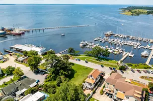 516 S Water St, Oriental, NC 28571 - Photo 15