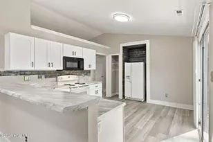262 S Creek Dr, Jacksonville, NC 28540 - Photo 15