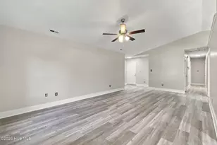 262 S Creek Dr, Jacksonville, NC 28540 - Photo 9