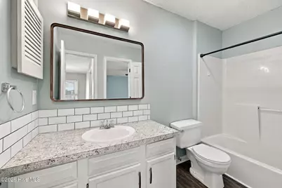 122 W Victoria Court #C, Greenville, NC 27834 - Photo 9
