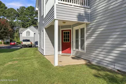 122 W Victoria Court #C, Greenville, NC 27834 - Photo 5