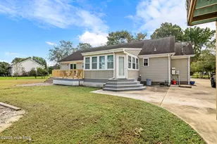 166 S Dozier Rd, Moyock, NC 27958 - Photo 7