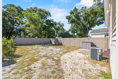 1112 S 10th Street, Wilmington, NC 28401 - Photo 19