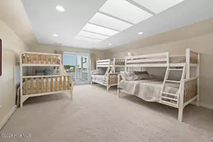 910 Canal Dr, Carolina Beach, NC 28428 - Photo 37