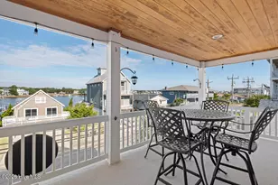 910 Canal Dr, Carolina Beach, NC 28428 - Photo 17
