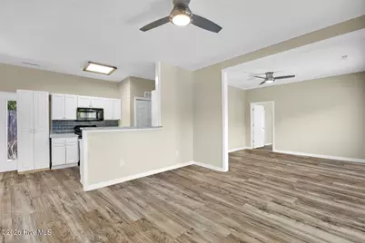 305 Macmillan Avenue N, Wilmington, NC 28403 - Photo 35
