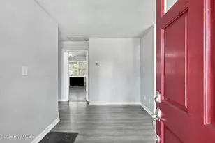 114 NW 23rd St, Oak Island, NC 28465 - Photo 5