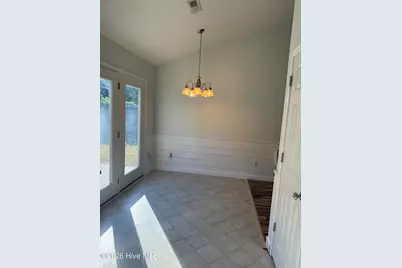 110 Midyette Avenue, New Bern, NC 28560 - Photo 11