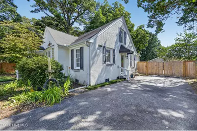 3611 Dickinson Avenue, Greenville, NC 27834 - Photo 7
