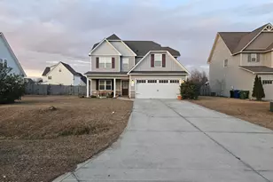 211 Breakwater Dr, Sneads Ferry, NC 28460 - Photo 1