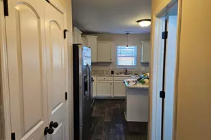 211 Breakwater Dr, Sneads Ferry, NC 28460 - Photo 7