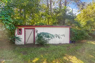 602 Circle Dr, Trent Woods, NC 28562 - Photo 37