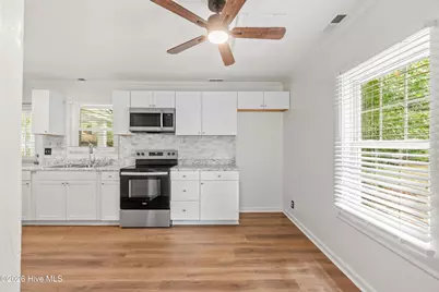 110 Pritchard Street, Elizabeth City, NC 27909 - Photo 9