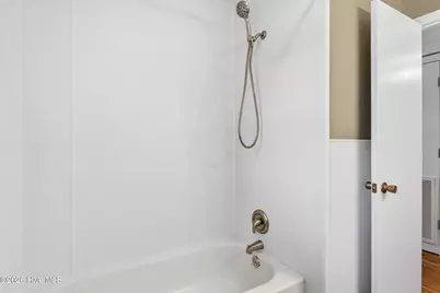 109 E Walnut Street, Bladenboro, NC 28320 - Photo 27