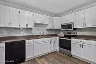 113 Cole Dr, Jacksonville, NC 28540 - Photo 11
