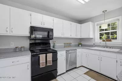 530 Shadowridge Road, Jacksonville, NC 28546 - Photo 9