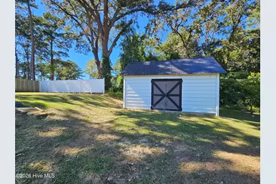 206 Woodland Drive, Clinton, NC 28328 - Photo 7