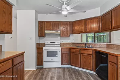 439 Candlewood Drive, Jacksonville, NC 28540 - Photo 15