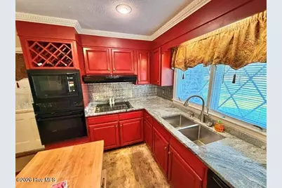 99 W Cornwallis Road, Riegelwood, NC 28456 - Photo 9