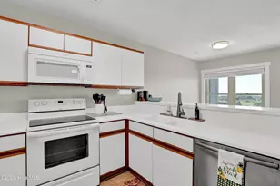 2105 Ocean Blvd, Topsail Beach, NC 28445 - Photo 19
