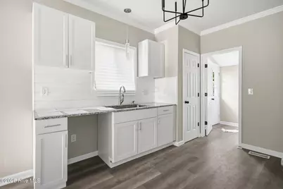 218 S Long Drive, Rockingham, NC 28379 - Photo 5