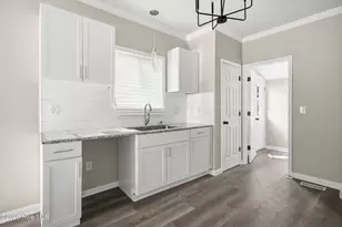 218 S Long Dr, Rockingham, NC 28379 - Photo 5