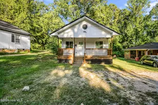 218 S Long Dr, Rockingham, NC 28379 - Photo 1