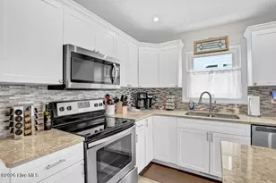 1720 N New River Dr, Surf City, NC 28445 - Photo 13