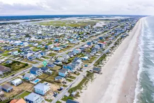 1720 N New River Dr, Surf City, NC 28445 - Photo 37