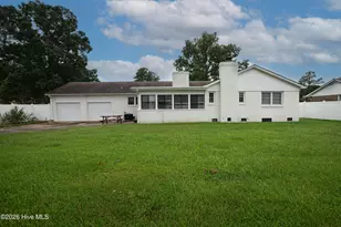 301 King Richard Ct, Jacksonville, NC 28546 - Photo 7