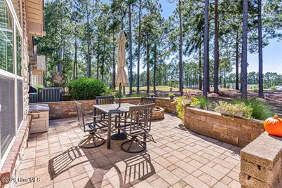 125 W Chelsea Court, Southern Pines, NC 28387 - Photo 3