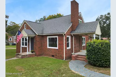 217 E Donaldson Avenue, Raeford, NC 28376 - Photo 1