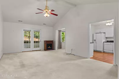 110 Bayswater Court, New Bern, NC 28562 - Photo 5