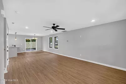 1114 Orange Street, Wilmington, NC 28401 - Photo 7