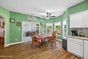 519 Saratoga Rd, Sneads Ferry, NC 28460 - Photo 9