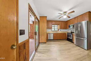 306 Shorepoint Dr, Wilmington, NC 28411 - Photo 11