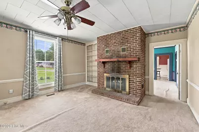 101 S Chestnut Street, Woodland, NC 27897 - Photo 11