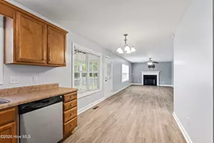 109 Cypress Bay Dr, Jacksonville, NC 28546 - Photo 13