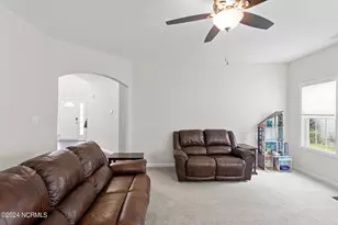 3204 Hardee Farms Dr, New Bern, NC 28562 - Photo 9