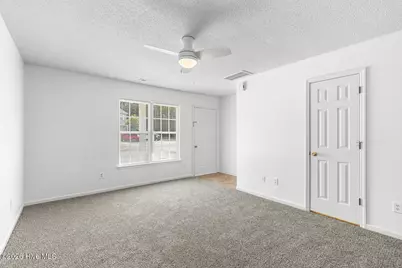 354 Bracken Place, Jacksonville, NC 28540 - Photo 3