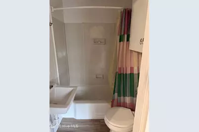 401 Cale Street, Windsor, NC 27983 - Photo 9