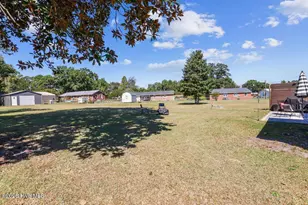 105 Nancy Dr, Mar-Mac, NC 28333 - Photo 25