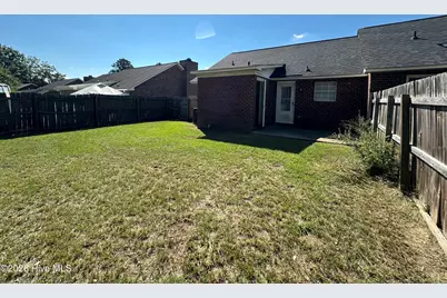 1811 Summerhaven Drive #B, Greenville, NC 27858 - Photo 13