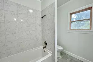 266 W Frink St, Whiteville, NC 28472 - Photo 9