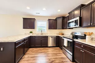 110 Village Creek Dr., Maysville, NC 28555 - Photo 9