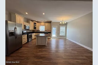 106 Moonstone Court, Jacksonville, NC 28546 - Photo 3